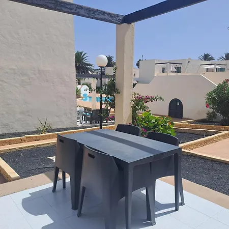 Alisios Con Terraza Y Piscina