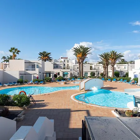 Alisios Con Terraza Y Piscina Apartamento *