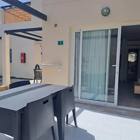 Alisios Con Terraza Y Piscina Apartamento