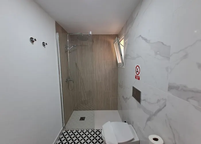 Alisios Con Terraza Y Piscina コラレホ