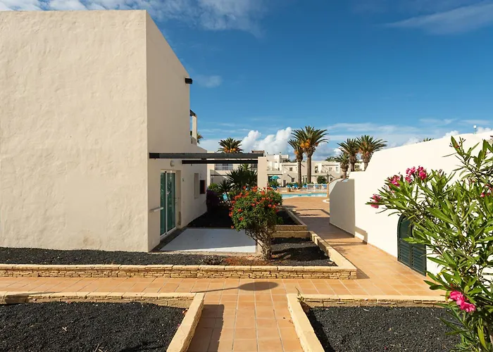 Alisios Con Terraza Y Piscina アパート